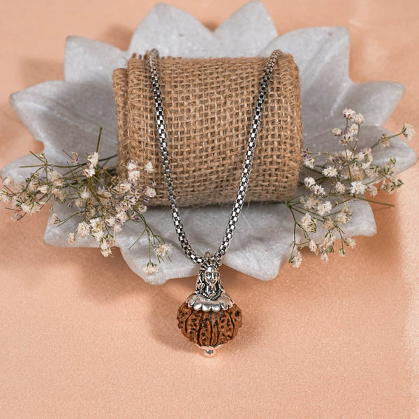 Adiyogi Pendant (12 Mukhi Nepali Rudraksha)