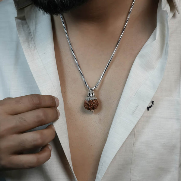 Adiyogi Pendant (7 Mukhi Nepali Rudraksha)
