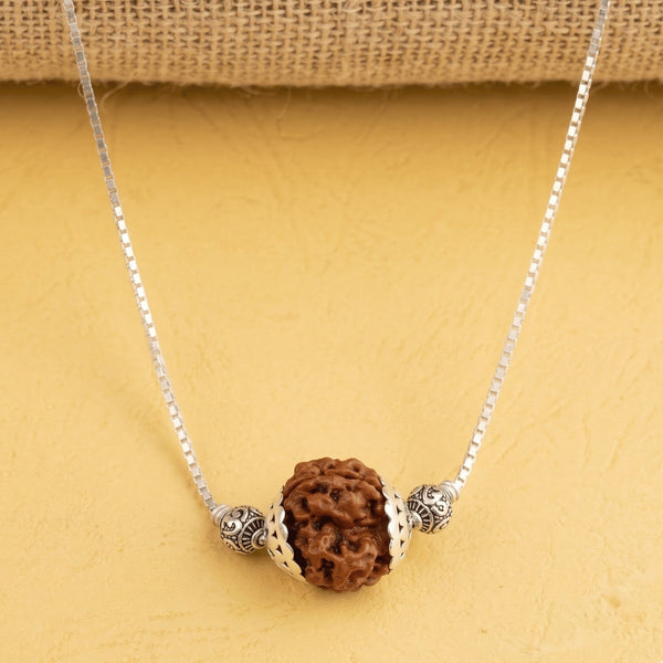 3 Mukhi Rudraksha Kavach