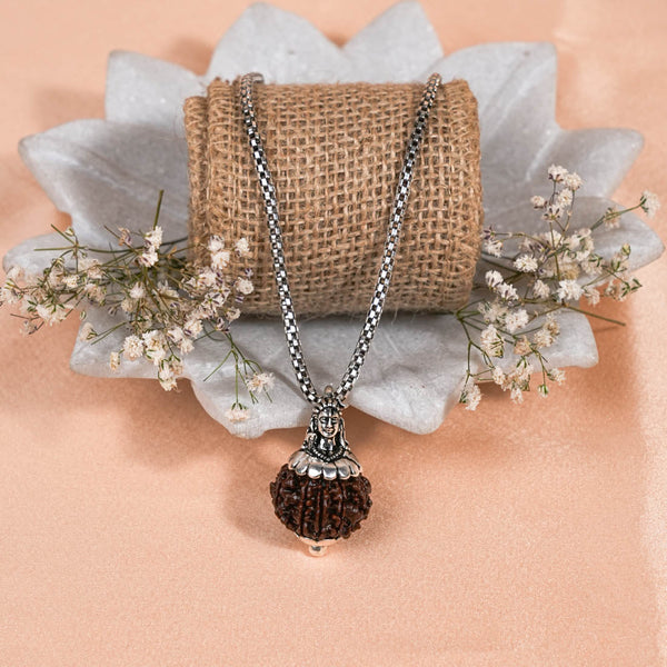 Adiyogi Pendant (10 Mukhi Nepali Rudraksha)