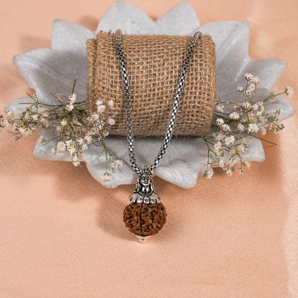 Adiyogi Pendant (11 Mukhi Nepali Rudraksha)