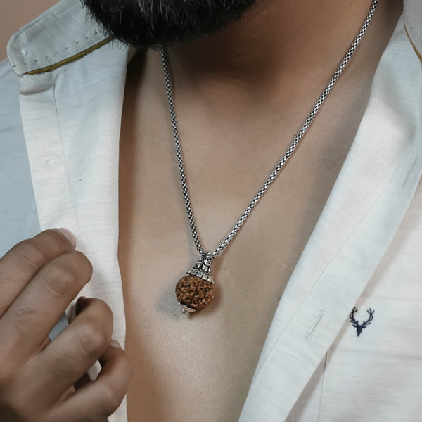 Adiyogi Pendant (11 Mukhi Nepali Rudraksha)