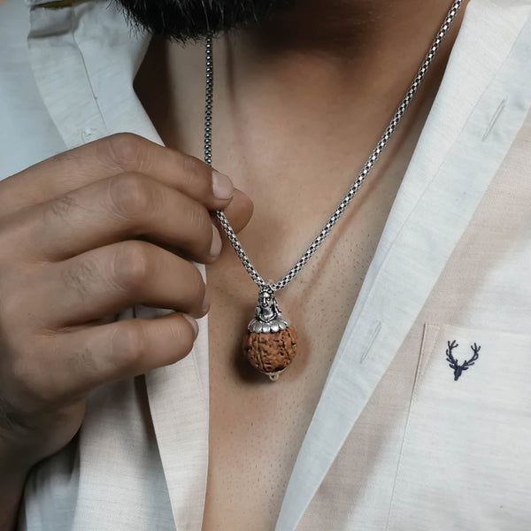 Adiyogi Pendant (4 Mukhi Nepali Rudraksha)