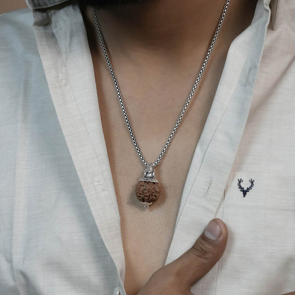 Adiyogi Pendant (5 Mukhi NepaliRudraksha)