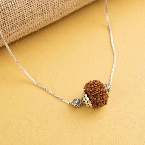 9 Mukhi Rudraksha Kavach